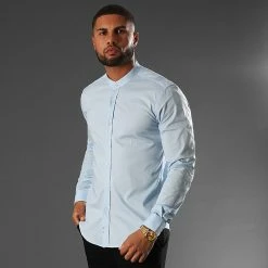 Meilleure affaire 🛒 Chemise Manches Longues Col Mao Slim Fit 405 Bleu Clair de LBO 🔥 -France LBO Soldes Boutique lbo 136704 FAB SHALBO 405 TPDT 20201211T140201 05