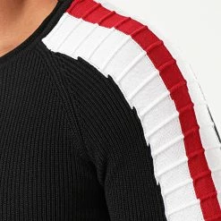 Le moins cher 🎉 Pull PU114 Noir de LBO ⭐ 7 Le moins cher 🎉 Pull PU114 Noir de LBO ⭐ -France LBO Soldes Boutique lbo 196096 PU114 NOIR 20190919T114342 03