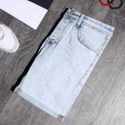 Meilleure affaire 🧨 Short Jean Avec Dechirures BB006 Bleu Clair de LBO ❤️ -France LBO Soldes Boutique lbo 204801 FAB LBO BB006 LIGHT LIGHTDESTR 20200507T145135 06