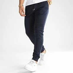 Acheter 💯 Jogger Pant Super Skinny 805 Bleu Marine de LBO 🌟 -France LBO Soldes Boutique lbo 206330 FAB SHALBO 805 20220726T083311 04