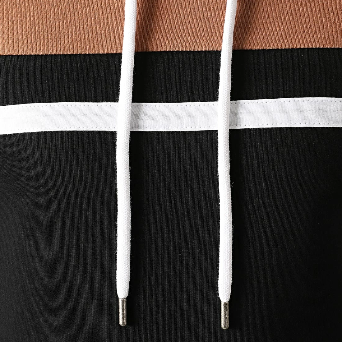 Promo 🎉 Sweat Capuche Slim Fit Tricolore 1273 Camel Blanc Noir de LBO 🔔 4 Promo 🎉 Sweat Capuche Slim Fit Tricolore 1273 Camel Blanc Noir de LBO 🔔 – Image 2