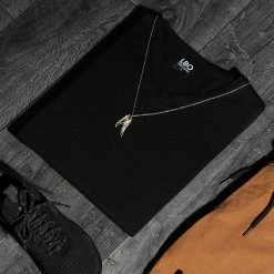 Top 10 💯 Pull Col V JUM-77 Noir de LBO 😍 -France LBO Soldes Boutique lbo 230276 FAB LBO 1006 JUM 77 V NOIR 20201026T141605 04