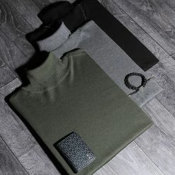 Vente flash 🔔 Pull Col Roulé Slim Fit JUM-83 Khaki de LBO 😉 -France LBO Soldes Boutique lbo 230282 FAB LBO 1006 JUM 83 ROULE KHAKI 12571 20201103T113152 05