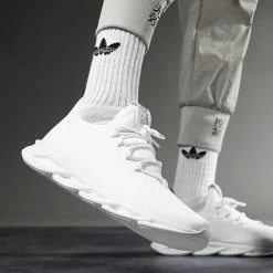 Promo ❤️ Baskets Mesh 1341 Blanc de LBO ✔️ -France LBO Soldes Boutique lbo 243470 FAB SHALBO 1341 20211229T122442 05