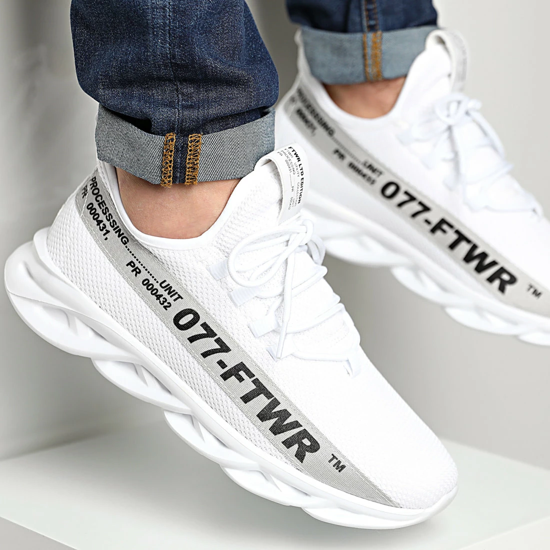 Meilleure affaire ✔️ Baskets Bande Gris 1348 Blanc de LBO 😍 3 Meilleure affaire ✔️ Baskets Bande Gris 1348 Blanc de LBO 😍