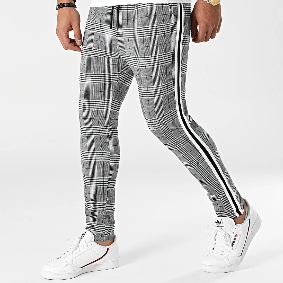 Acheter 👍 Pantalon Carreaux Avec Bandes 0026 Gris Noir Blanc de LBO ✨ 3 Acheter 👍 Pantalon Carreaux Avec Bandes 0026 Gris Noir Blanc de LBO ✨