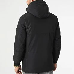 Les meilleures critiques de 🥰 Parka Tech Capuche Premium 0026 Noir de LBO 🥰 -France LBO Soldes Boutique lbo 266921 FAB LBO 1070510 0026 20211112T145215 04