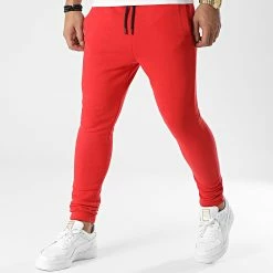Vente flash 🎉 Pantalon Jogging Uni 95 Rouge de LBO 🧨