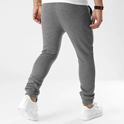Nouveau 🔔 Pantalon Jogging Uni 96 Gris Anthracite de LBO 👏 9 Nouveau 🔔 Pantalon Jogging Uni 96 Gris Anthracite de LBO 👏 -France LBO Soldes Boutique lbo 275401 FAB LBO 1070546 0096 20211112T144707 04