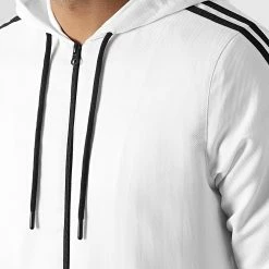 Bon marché 🔥 Ensemble De Survêtement Avec Bandes 0042 Noir Blanc de LBO 🧨 -France LBO Soldes Boutique lbo 289184 FAB LBO 10701336 0042 20211217T074721 03