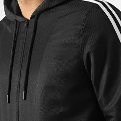 Bon marché 👍 Ensemble De Survêtement Avec Bandes 0043 Noir de LBO ⭐ -France LBO Soldes Boutique lbo 289185 FAB LBO 10701336 0043 20211217T074659 03