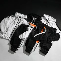 Offres 🔥 Ensemble De Survetement Bicolore Avec Bandes 0056 Noir Blanc de LBO 🤩 -France LBO Soldes Boutique lbo 289192 FAB LBO 10701336 0056 20220121T084327 05