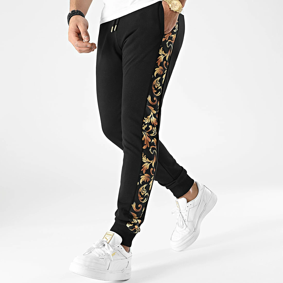 Tout neuf 🛒 Pantalon Jogging Avec Bandes Renaissance 2036 Noir de LBO 🤩 3 Tout neuf 🛒 Pantalon Jogging Avec Bandes Renaissance 2036 Noir de LBO 🤩