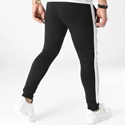 Acheter 😉 Pantalon Jogging A Bandes 2048 Noir de LBO 😉 -France LBO Soldes Boutique lbo 290743 FAB SHALBO 2048 20211229T123505 04