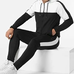 De gros 🎁 Ensemble De Survetement Training Bicolore 0054 Noir Blanc de LBO 🔥