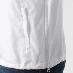 Meilleure affaire 🧨 Coupe-Vent Col Zippé Tech 0072 Blanc Noir de LBO ⌛ -France LBO Soldes Boutique lbo 294994 FAB LBO 10701336 0072 20220309T093616 03