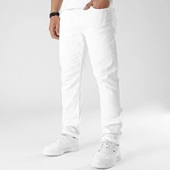 Promo 🎉 Jean Regular Fit 2199 Blanc Denim de LBO 🌟 -France LBO Soldes Boutique lbo 303111 FAB SHALBO 2199 20220411T153959 01