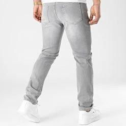 Grosses soldes 🥰 Jean Regular Fit 2200 Denim Gris Clair de LBO 😉 9 Grosses soldes 🥰 Jean Regular Fit 2200 Denim Gris Clair de LBO 😉 -France LBO Soldes Boutique lbo 303112 FAB SHALBO 2200 20220407T151825 04