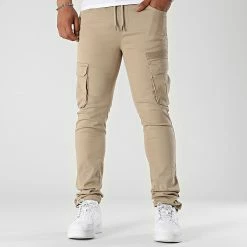 Bon marché 🔔 Pantalon Cargo 2369 Beige de LBO 💯 11 Bon marché 🔔 Pantalon Cargo 2369 Beige de LBO 💯 -France LBO Soldes Boutique lbo 311386 FAB SHALBO 2369 20220513T145441 05