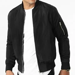 Offres 🎉 Veste Bomber 0058 Noir de LBO 😀 -France LBO Soldes Boutique lbo 312243 LBO 10701336 0058 20221102T140530 03