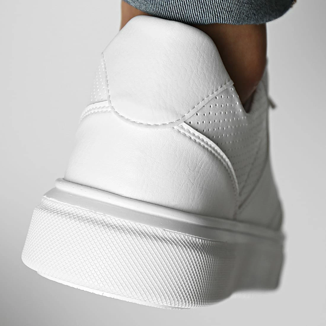 Remise 💯 Baskets 2413 Blanc de LBO ⭐ 5 Remise 💯 Baskets 2413 Blanc de LBO ⭐ – Image 4