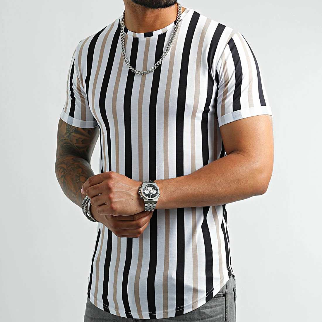 Offres 🥰 Tee 👚 Shirt Oversize A Rayures 2495 Noir Blanc Beige de LBO 🛒 3 Offres 🥰 Tee 👚 Shirt Oversize A Rayures 2495 Noir Blanc Beige de LBO 🛒