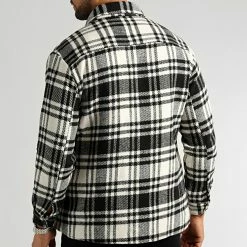 Les meilleures critiques de ⌛ Surchemise A Carreaux 2598 Noir Blanc de LBO 😍 -France LBO Soldes Boutique lbo 324201 SHALBO 2598 20220913T155348 04