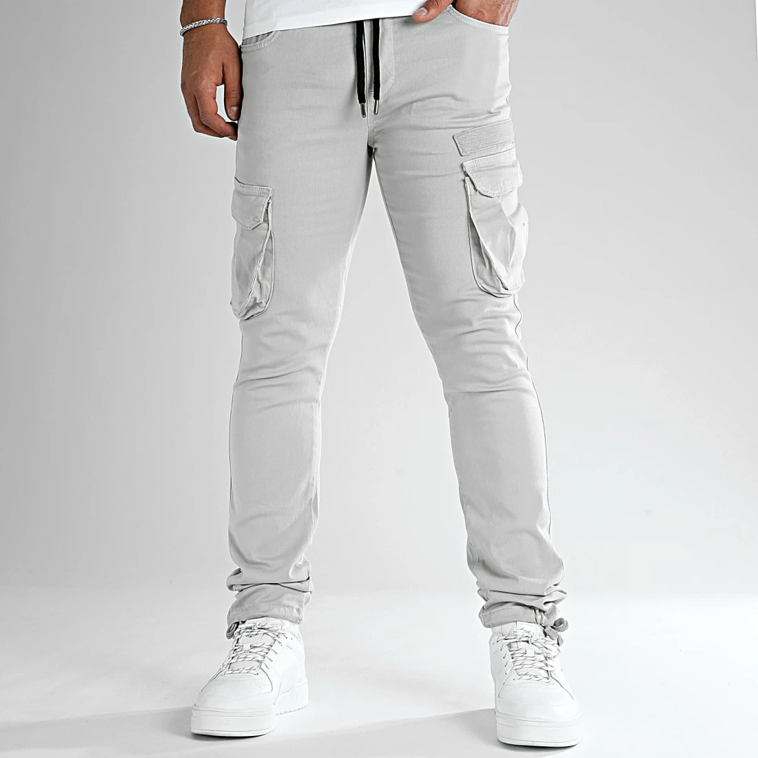 Grosses soldes 🤩 Pantalon Cargo 2439 Gris Clair de LBO 😍 5 Grosses soldes 🤩 Pantalon Cargo 2439 Gris Clair de LBO 😍 – Image 3