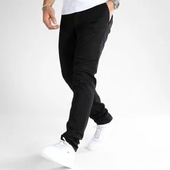 Offres 🎁 Pantalon Chino Regular 2667 Noir de LBO ✔️ 10 Offres 🎁 Pantalon Chino Regular 2667 Noir de LBO ✔️ -France LBO Soldes Boutique lbo 328005 SHALBO 2667 20220919T153058 03