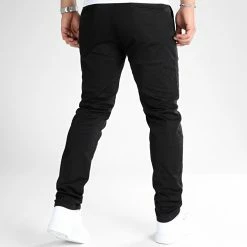 Offres 🎁 Pantalon Chino Regular 2667 Noir de LBO ✔️ 11 Offres 🎁 Pantalon Chino Regular 2667 Noir de LBO ✔️ -France LBO Soldes Boutique lbo 328005 SHALBO 2667 20220919T153100 05